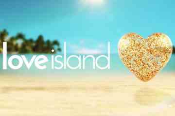 Love Island-Fans entdecken „geheimes Paar“, als Mädchen in Tränen ausbricht