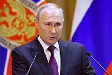 Putin erleidet eine „große Niederlage“, als Russland einen ukrainischen Wohnblock brutal angreift 