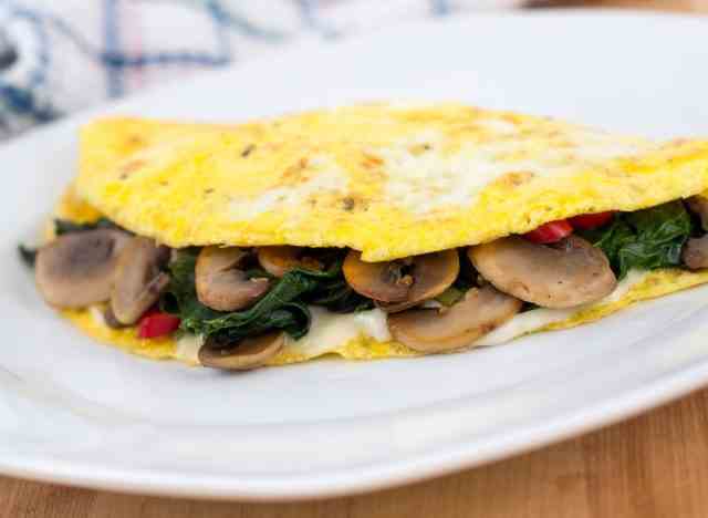 spinach and mshroom omelet