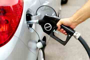 Warnung an Dieselfahrer, da sie 10 £ MEHR für Kraftstoff zahlen als Benziner