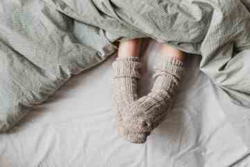Ich bin ein Schlafprofi – warum das Tragen von Socken im Bett der Schlüssel zu einem guten Schlaf ist