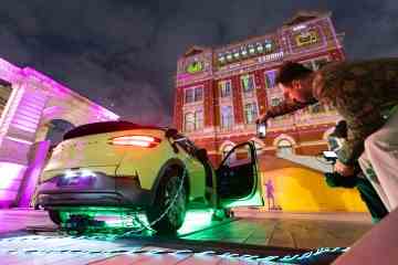 Das höchste spielbare Arcade-Spiel der Welt mit dem Flash Genesis SUV