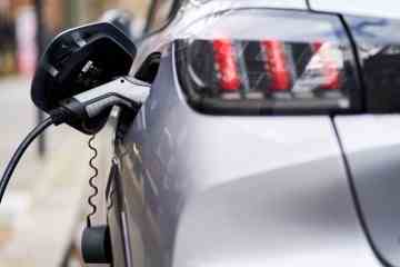 Autofahrer schrecken wegen einer Reihe von Problemen vom Kauf eines Elektroautos ab
