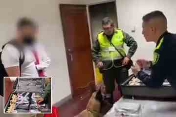 Moment Brit in Kolumbien verhaftet, „versucht, 2 Millionen Pfund Kokain im Gepäck nach Großbritannien zu fliegen“