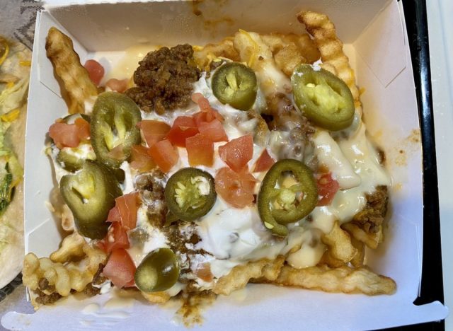 del taco queso loaded fries