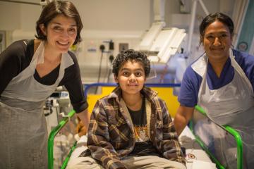 Der 11-jährige Junge ist der erste NHS-Patient, der eine „bahnbrechende“ Therapie zur Heilung von Krebs erhält
