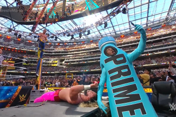 KSI schockt WWE mit großem Debüt in Logan Pauls WrestleMania-Match