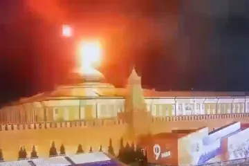 Der russische Ex-Präsident fordert die TÖTUNG Selenskyjs nach einem Drohnenangriff auf den Kreml