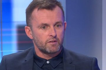 Fans ungläubig bei Jones-Interview, als er bei Sky Sports kühne Behauptungen aufstellt