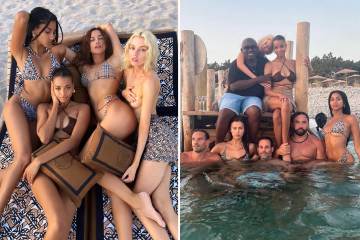 Model Stella Maxwell begeistert, als sie oben ohne neben ihren Freunden auf Ibiza posiert