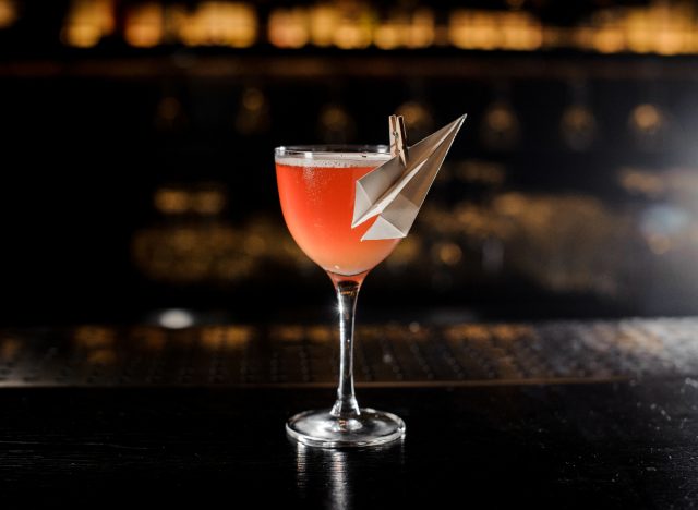 Papierflieger-Cocktail