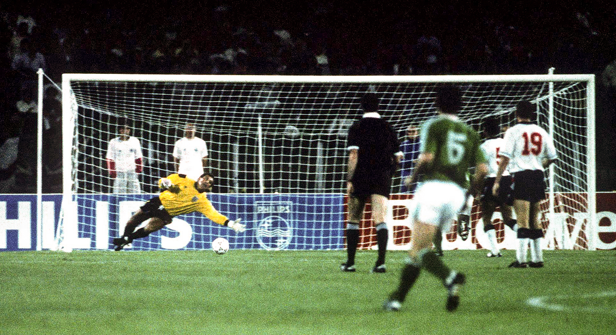 Vor 33 Jahren trennte England in seinem ersten Gruppenspiel vor Ort ein Unentschieden gegen Irland