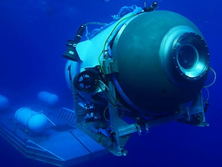 Das U-Boot von OceanGate kann fünf Personen zum Wrack befördern