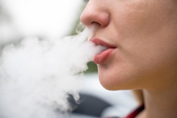 Dringende Warnung, da E-Zigaretten mit fünf Todesfällen in Großbritannien in Verbindung gebracht werden