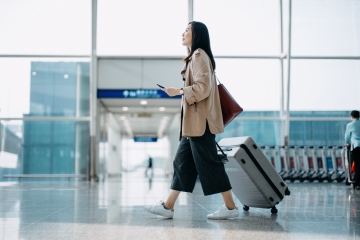 Frau wurde wegen eines Passfehlers vom Flug ausgeschlossen und hinterließ 1.000 Pfund aus eigener Tasche