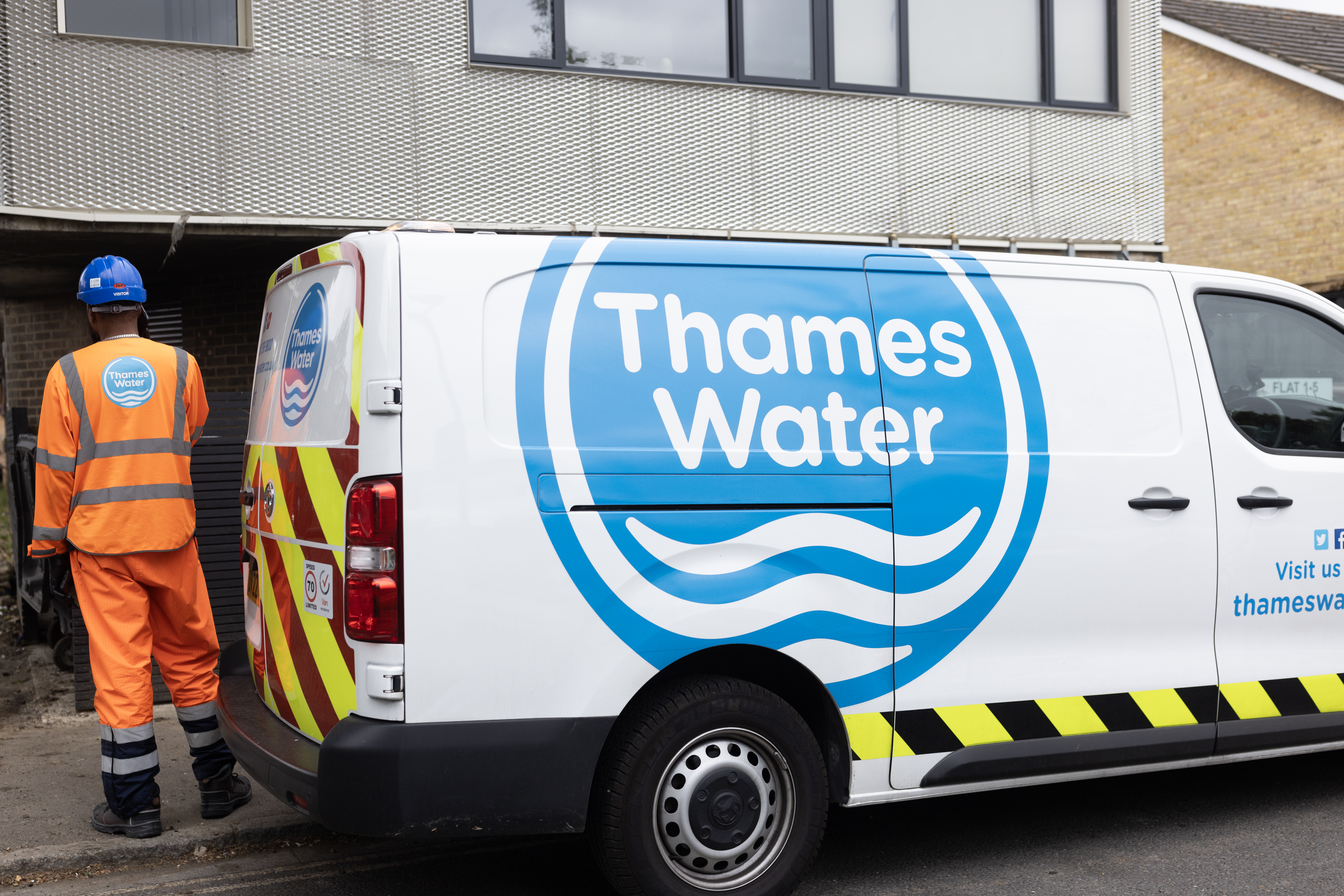Der Leiter der Wasserregulierungsbehörde teilte den Abgeordneten gestern mit, dass Thames Water „erhebliche Geldsummen“ benötigen werde, um seine Finanzen zu regeln
