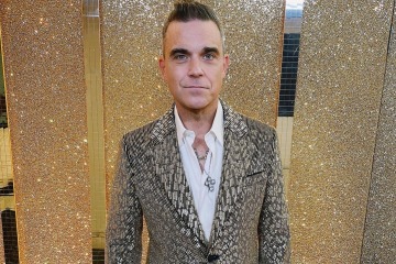Robbie Williams ist der Star von Richard Bacons Show „Silence Is Golden“.