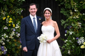 Öko-Yob überfällt George Osbornes HOCHZEIT und wirft orangefarbenes Konfetti auf die Braut