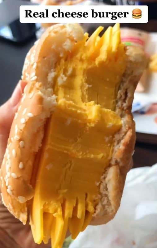 Burger King nennt das Produkt seinen echten Cheeseburger – obwohl es keinerlei Pastetchen enthält