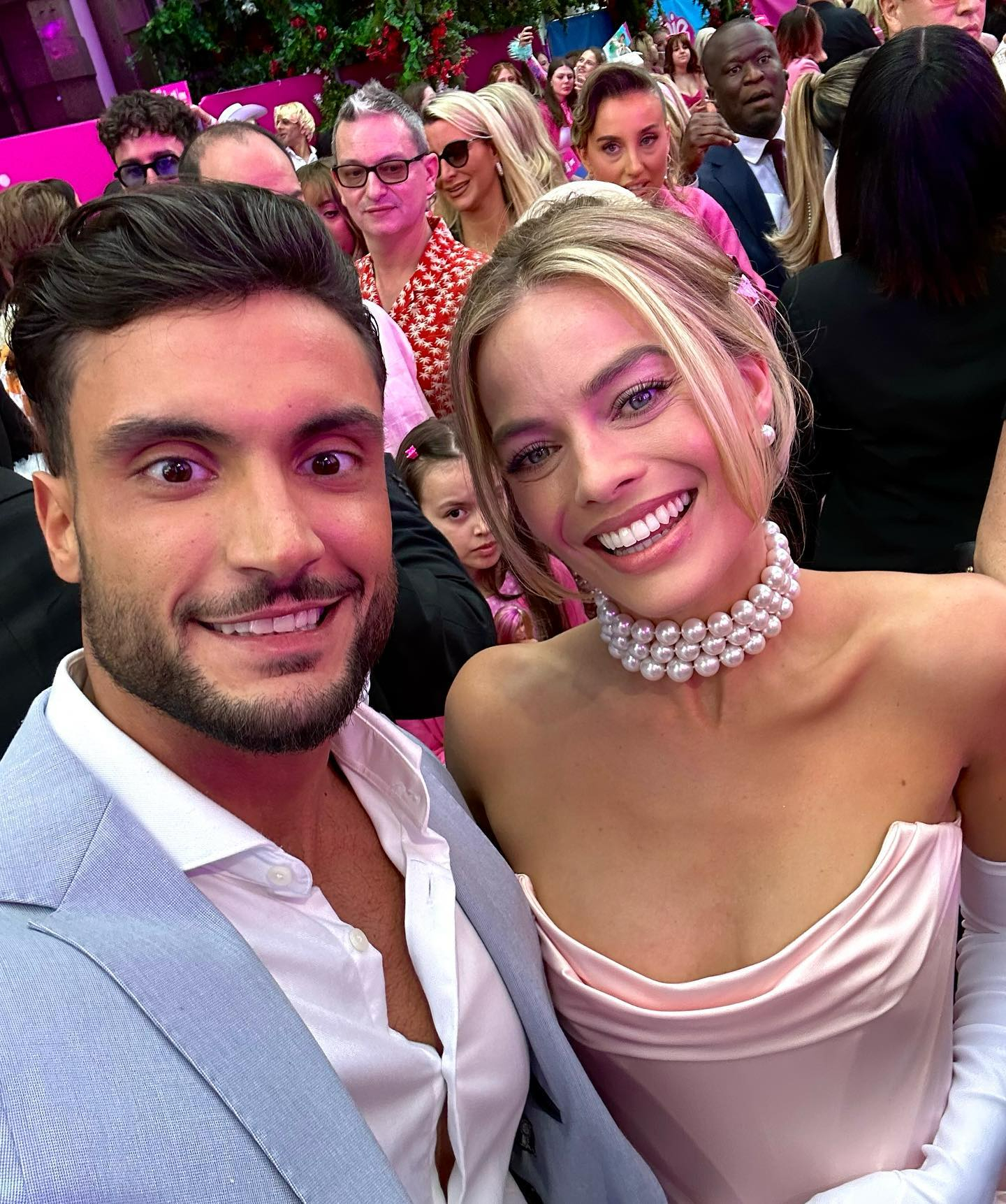 Auch Ekin-Sus Ex, Davide Sanclimenti, machte ein Selfie mit der australischen Schauspielerin
