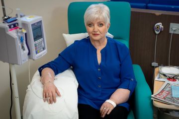 Linda Nolan muss im Kampf gegen den Krebs leugnen, dass sie gestorben ist 