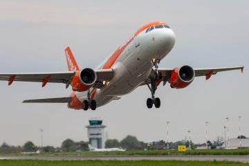 Der britische Flughafen, der nur einen Flug pro Tag hat, steht zum Verkauf