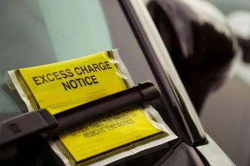 Ich bin ein Fahrexperte – wie Ihnen die Parklücke dabei helfen kann, ein Bußgeld zu vermeiden