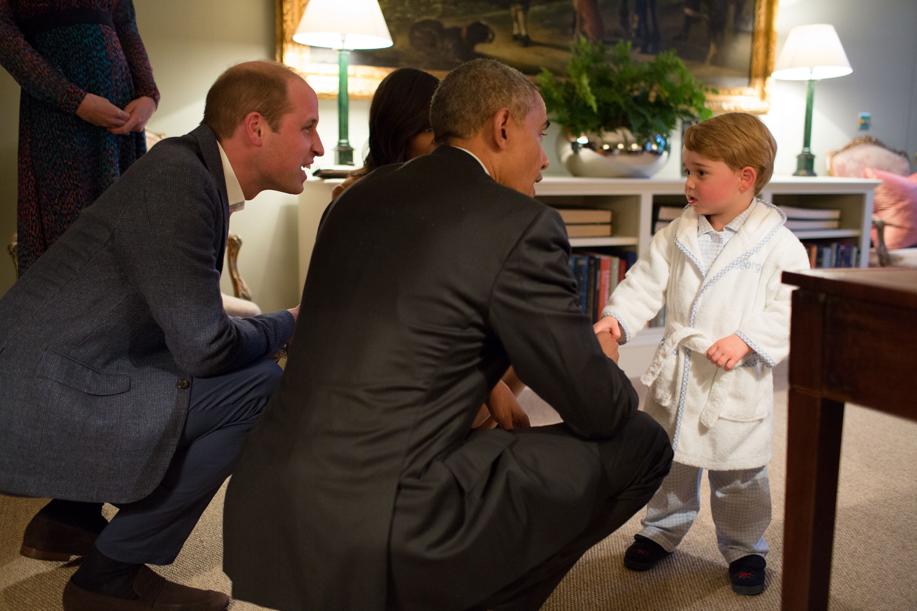 Der zweijährige Prinz George trifft im April 2016 US-Präsident Barack Obama und First Lady Michelle