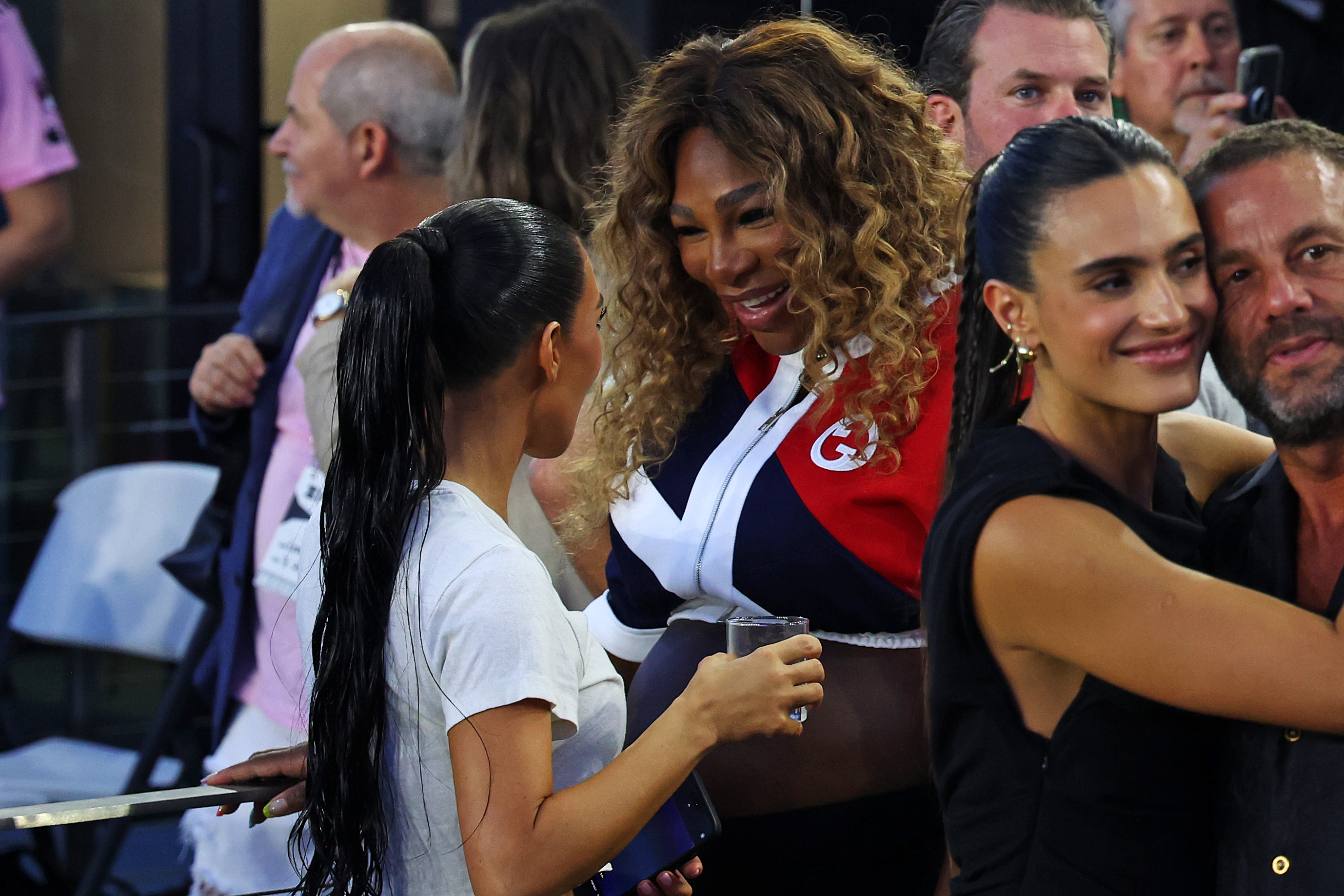 Victoria und David Beckham waren zusammen mit Serena Williams bei Lionels Inter Miami-Debüt dabei