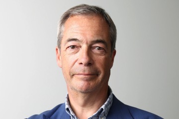 BBC steht unter Druck, sich bei Farage wegen falscher Angaben zum Bankkonto zu entschuldigen