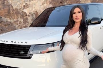 Mutter von vier Kindern wird dafür verurteilt, dass sie den Range Rover vorführt, den ihr ihr Ehemann zur Geburt geschenkt hat