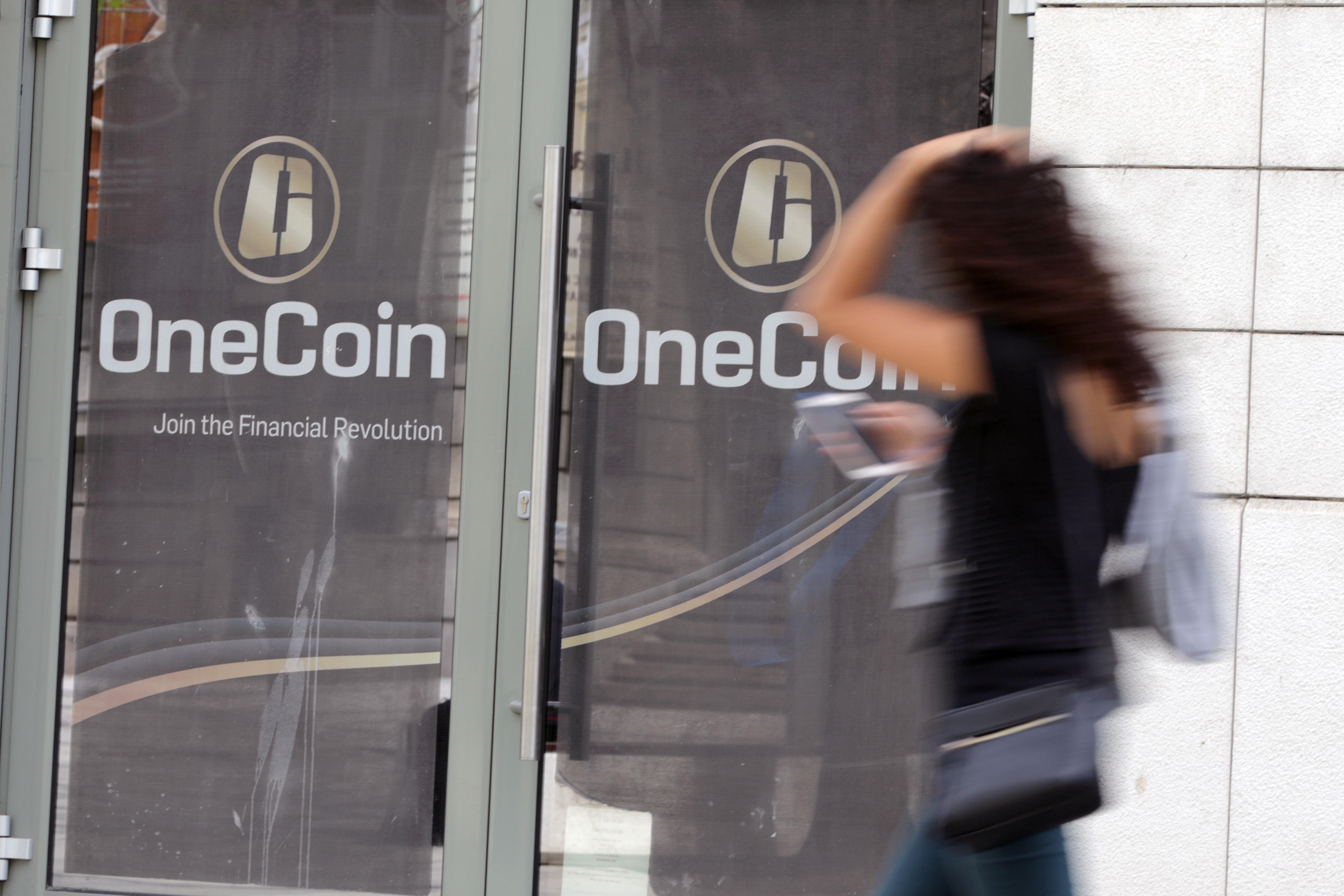 OneCoin wurde gegründet, um mit BitCoin zu konkurrieren, das damals die Welt eroberte