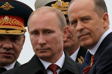 Putin wird in einem JAHR draußen sein und der Westen muss sich auf einen Ersatz vorbereiten, sagt der Ex-Spion