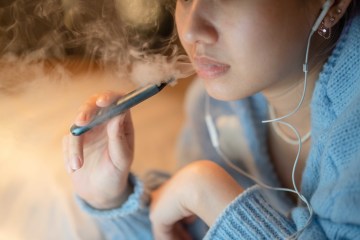 E-Zigaretten wecken neue Gesundheitsängste wegen „Vape-Zunge“ – sind Sie gefährdet?