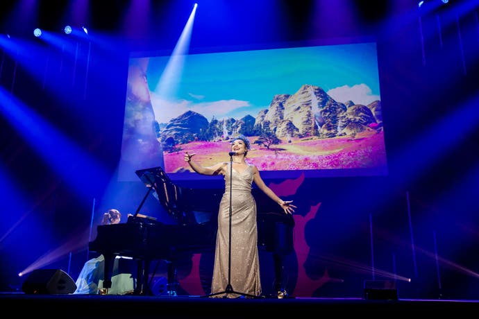 Amanda Achen singt beim FF14 Vegas Fan Fest