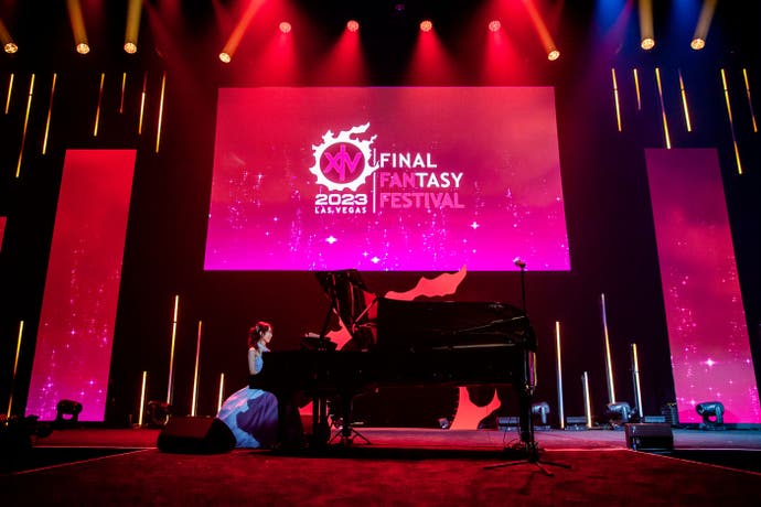 Keiko spielt Klavier beim FF14 Vegas Fan Fest