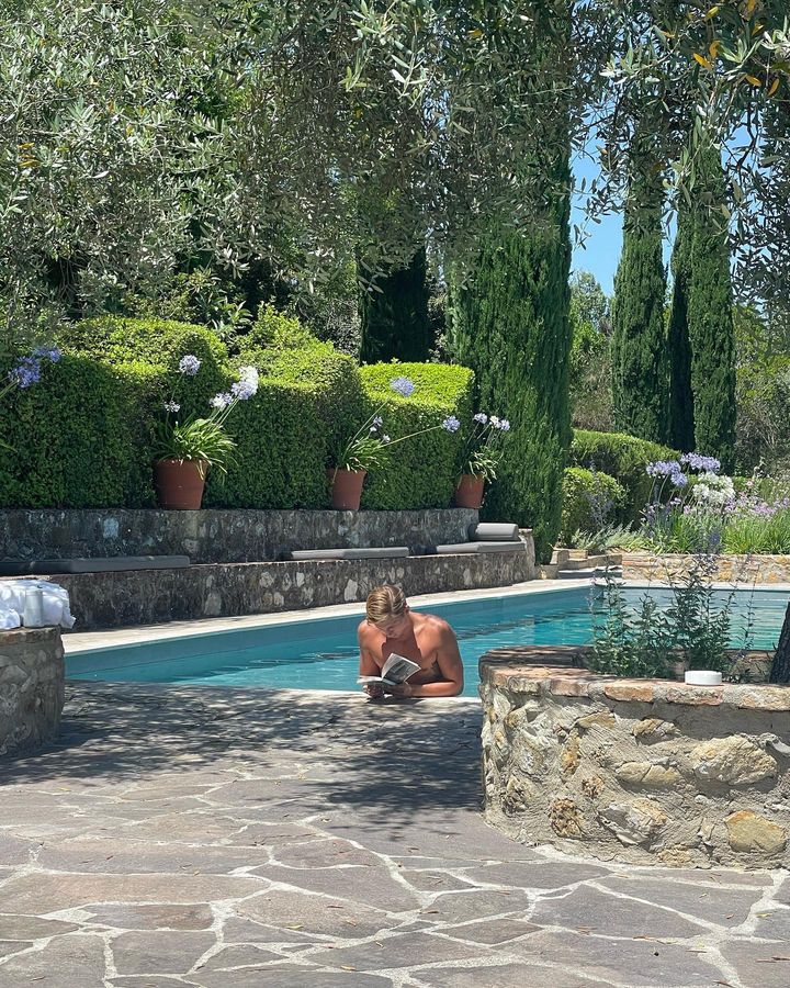 Prinz Konstantin hat auf Instagram seine beneidenswerten Urlaubsfotos gezeigt