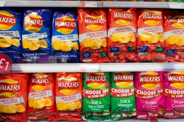Walkers bringt zwei neue Geschmacksrichtungen auf den Markt, nachdem es sich mit dem Fast-Food-Riesen zusammengetan hat