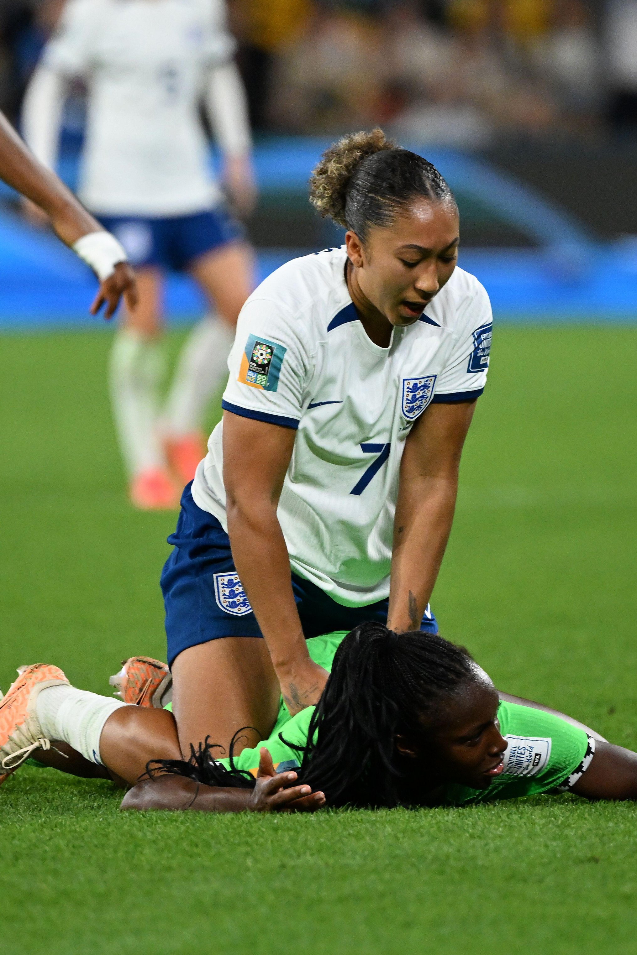 England muss im Spiel auf Lauren James verzichten, nachdem sie gegen Nigeria vom Platz gestellt wurde
