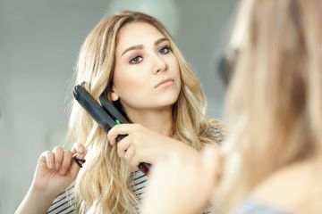 Ich bin ein Experte für Haarpflegegeräte – warum Ihr Glätteisen Ihre Locken möglicherweise frittiert