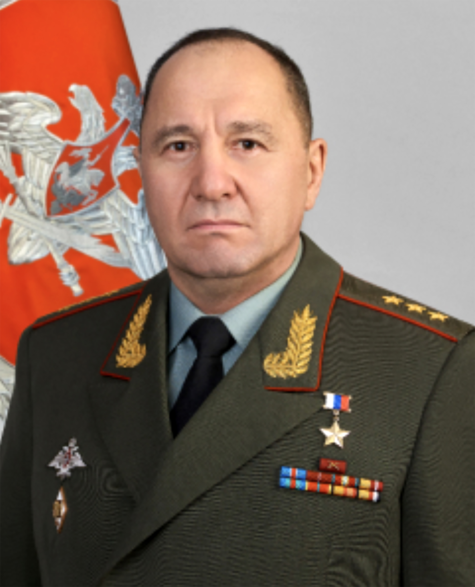 Er wurde zum Helden Russlands ernannt, bevor er beim Regime in Ungnade fiel