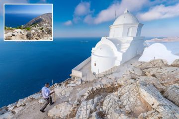 Griechische Insel, die nur Einheimische kennen – mit wunderschönen Stränden und Häusern im Santorini-Stil