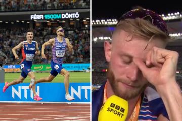 Sehen Sie, wie der emotionale britische Star nach dem atemberaubenden 1500-Meter-Gold live auf BBC die Tränen zurückhält