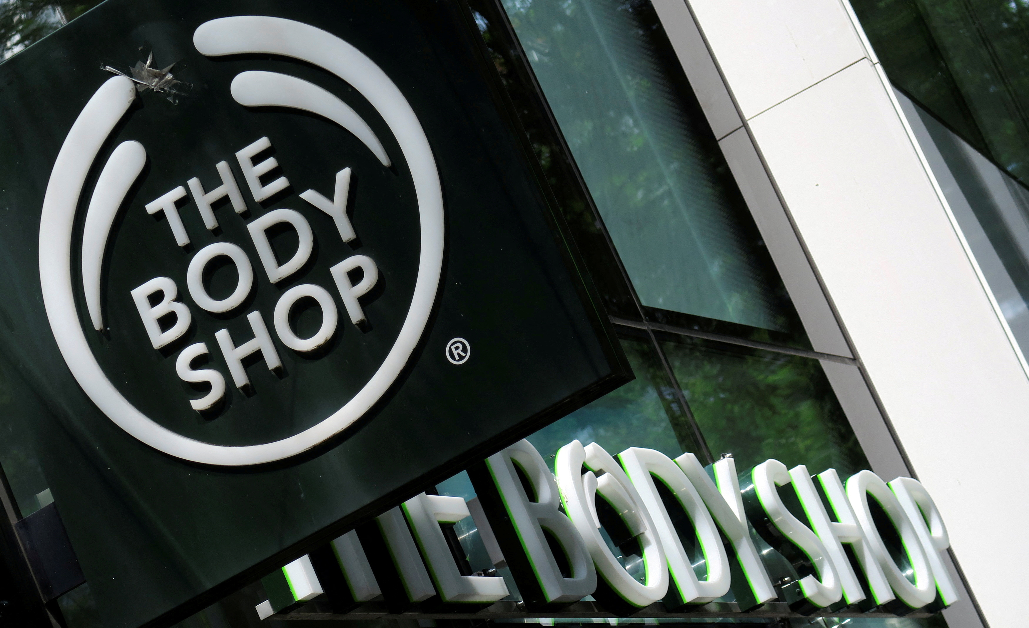 Der Eigentümer von The Body Shop sagte, er prüfe „strategische Alternativen“ für den Einzelhändler