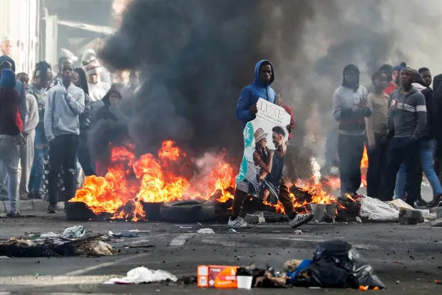In Kapstadt kam es zu Protesten gegen neue Gesetze für Taxifahrer