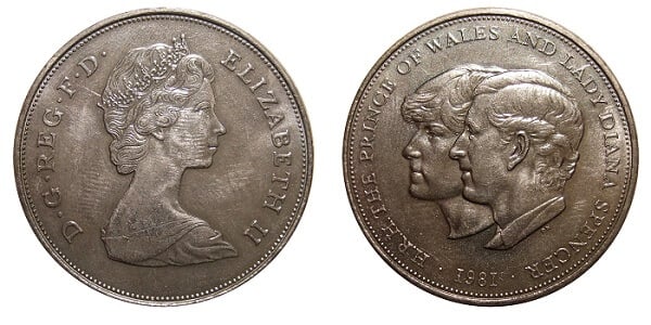 Diese Münze markierte die erste Hochzeit von König Charles mit Prinzessin Diana