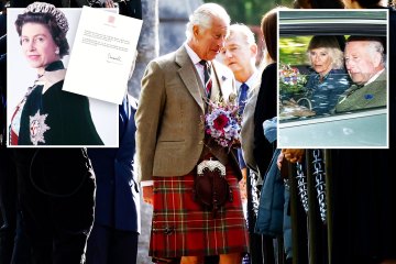 Charles und Camilla begrüßen die Gratulanten beim Gottesdienst zum Gedenken an die verstorbene Königin