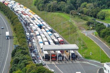 Reisechaos, da Eurotunnel-Dienste wegen „verdächtigem Fahrzeug“ ausgesetzt wurden