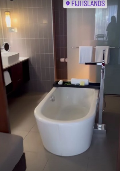 Die Badewanne in ihrer Hotelsuite