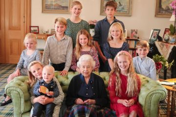 Kate & Wills teilen rührendes Bild der verstorbenen Queen mit ihren Urenkeln